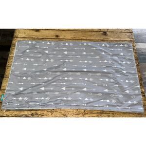 Biloban Kids Floor Pillowcase Queen Size Gray Arrow&Hearts Print *open Box